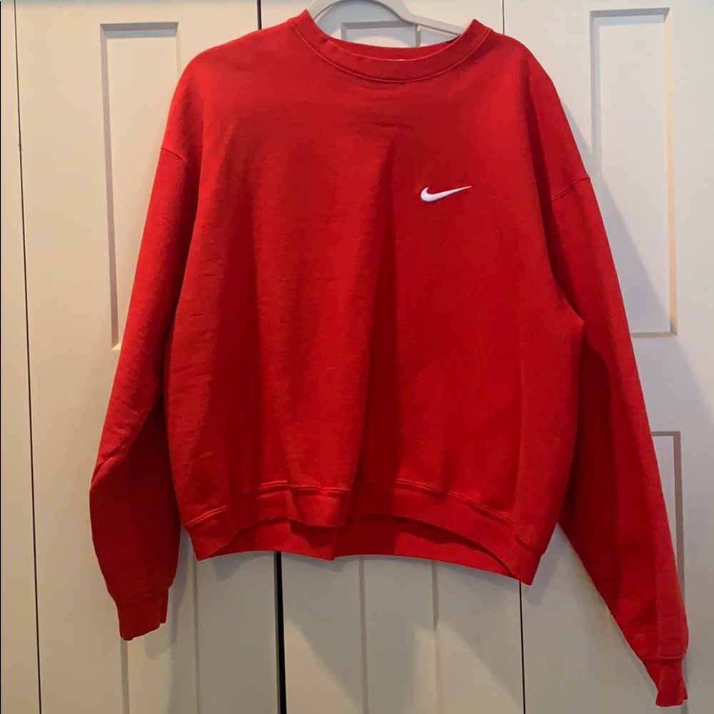 VINTAGE NIKE CREWNECK